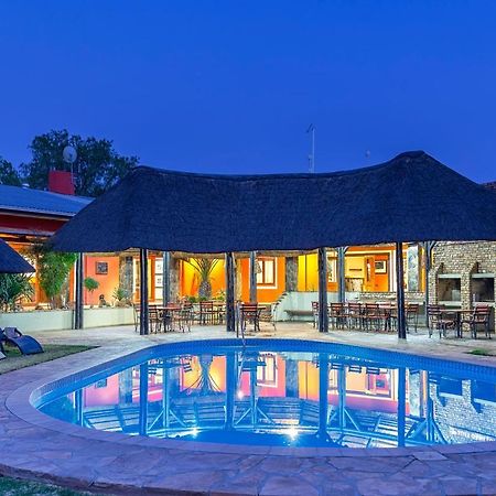 Auas Safari Lodge ウィントフーク エクステリア 写真
