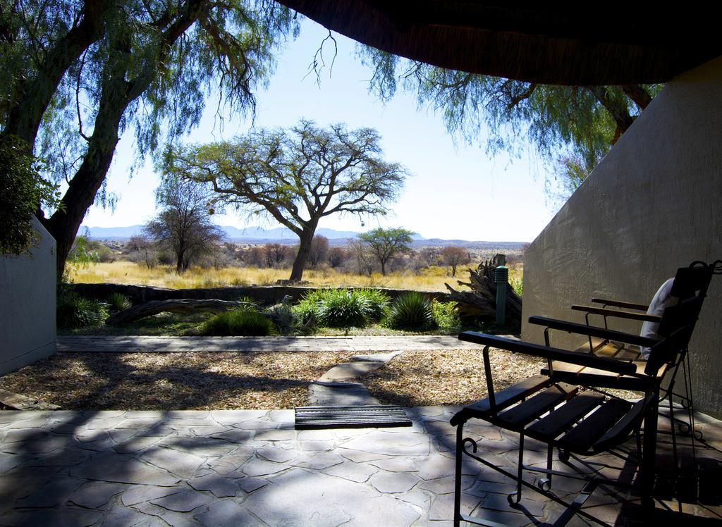Auas Safari Lodge ウィントフーク エクステリア 写真