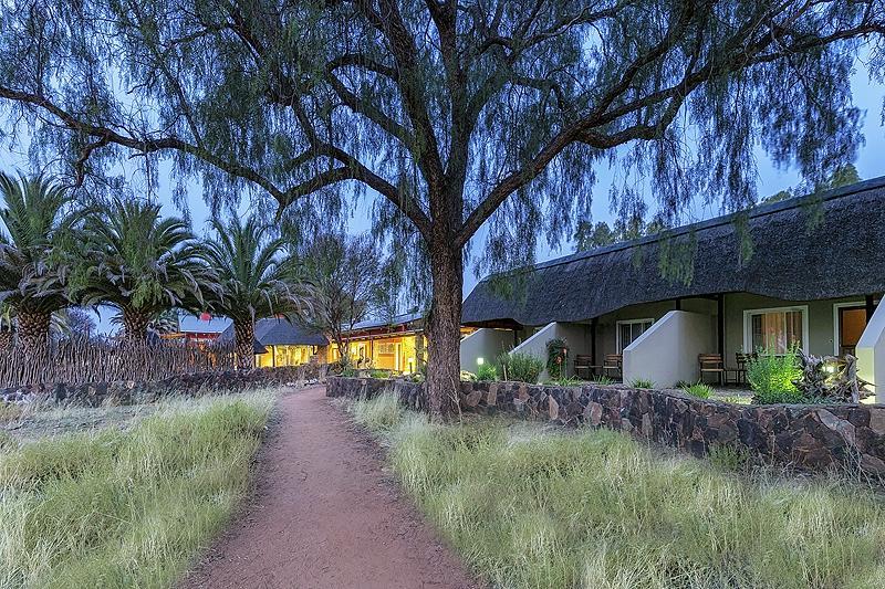Auas Safari Lodge ウィントフーク エクステリア 写真