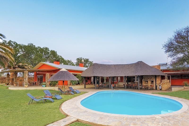 Auas Safari Lodge ウィントフーク エクステリア 写真